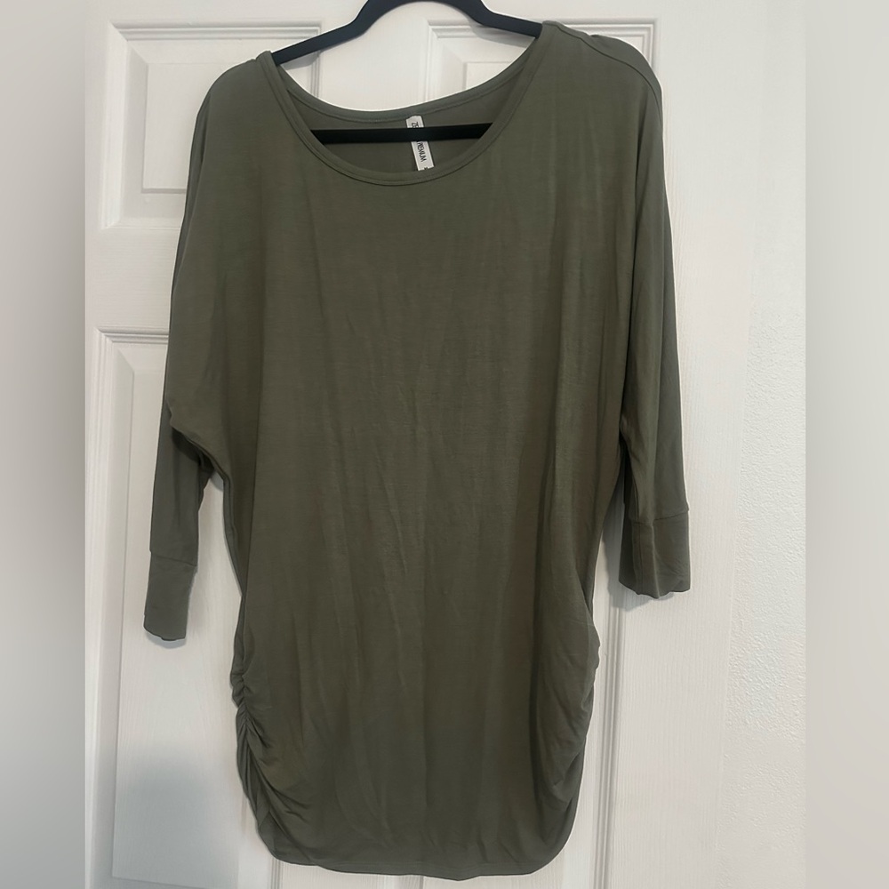 Zenana Premium Sage Green Tunic Top 3/4 sleeves & cinched sides NWOT